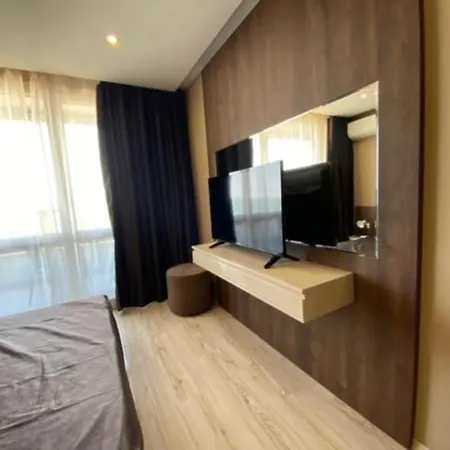 Paradiso 'b' 605 Private アパート ネセバル