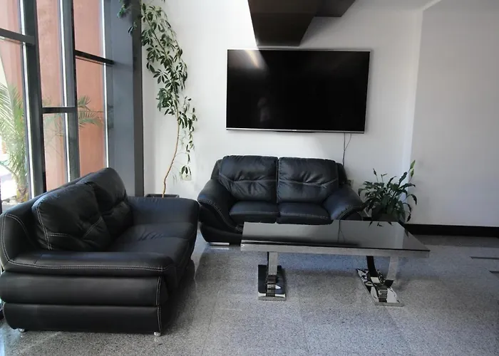 Apartment Paradiso 'b' 605 Private