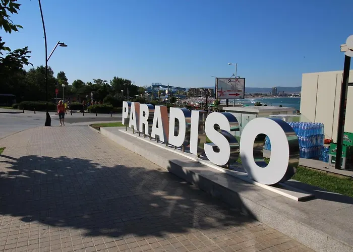 Apartment Paradiso 'b' 605 Private *